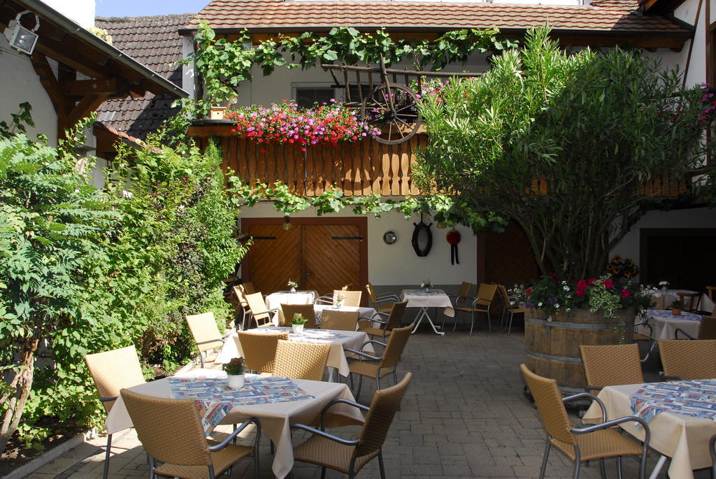 Weinhotel / Gasthaus Zur Sonne Ihringen Exterior foto